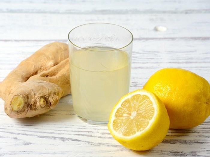 suco de limão com gengibre para tratar a gripe