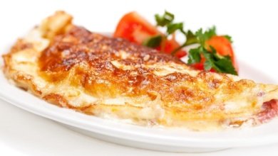 receita de omelete com queijo e tomate um toque de