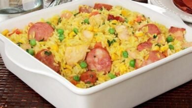 arroz caipira com frango, calabresa e legumes s