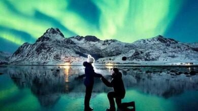 Fotógrafo pede namorada em casamento sob aurora boreal