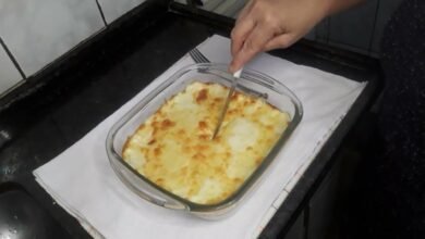 Abobrinha gratinada com molho branco