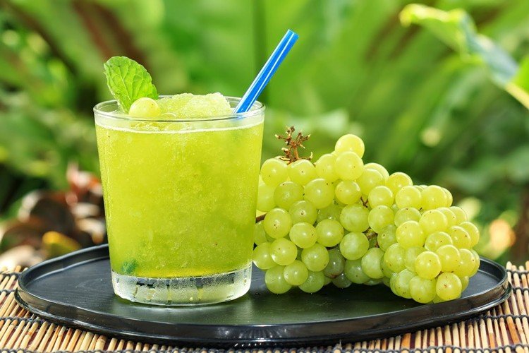 Suco de uva verde para que serve? é bom para gastrite e perda de peso