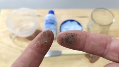 Você não vai acreditar nessa dica de como remover super bonder dos dedos