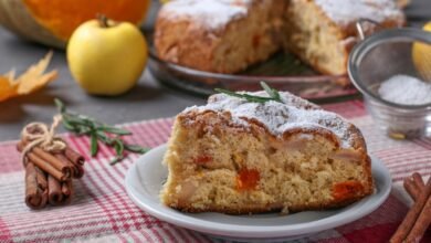 Bolo de Maçã com Banana e Aveia