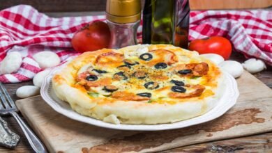 Pizza de Cogumelos que Aprendi com Minha Mãe: Receita que Não Pode Faltar