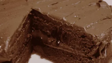 Como Fazer Bolo de Chocolate Molhadinho Vem Fazer