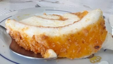 Torta de Claras com Doce de Ovo ou Travesseiro de Noiva